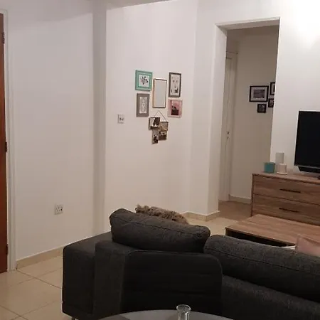 Cozy 2bdr Ftat Apartment