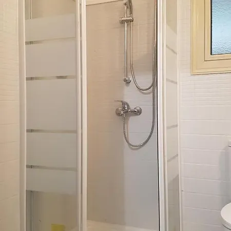 Cozy 2bdr Ftat Apartment